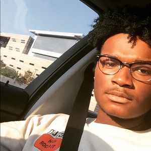 Meet your Posher, Chris